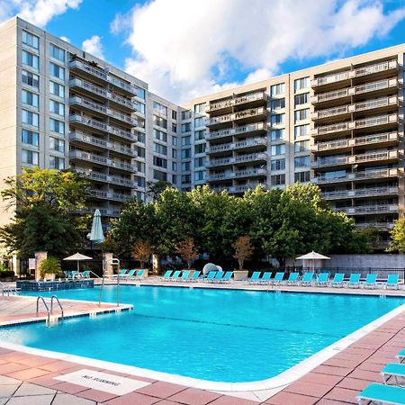 Beautiful 2Br Apartment At Crystal City With Gym Arlington Eksteriør billede
