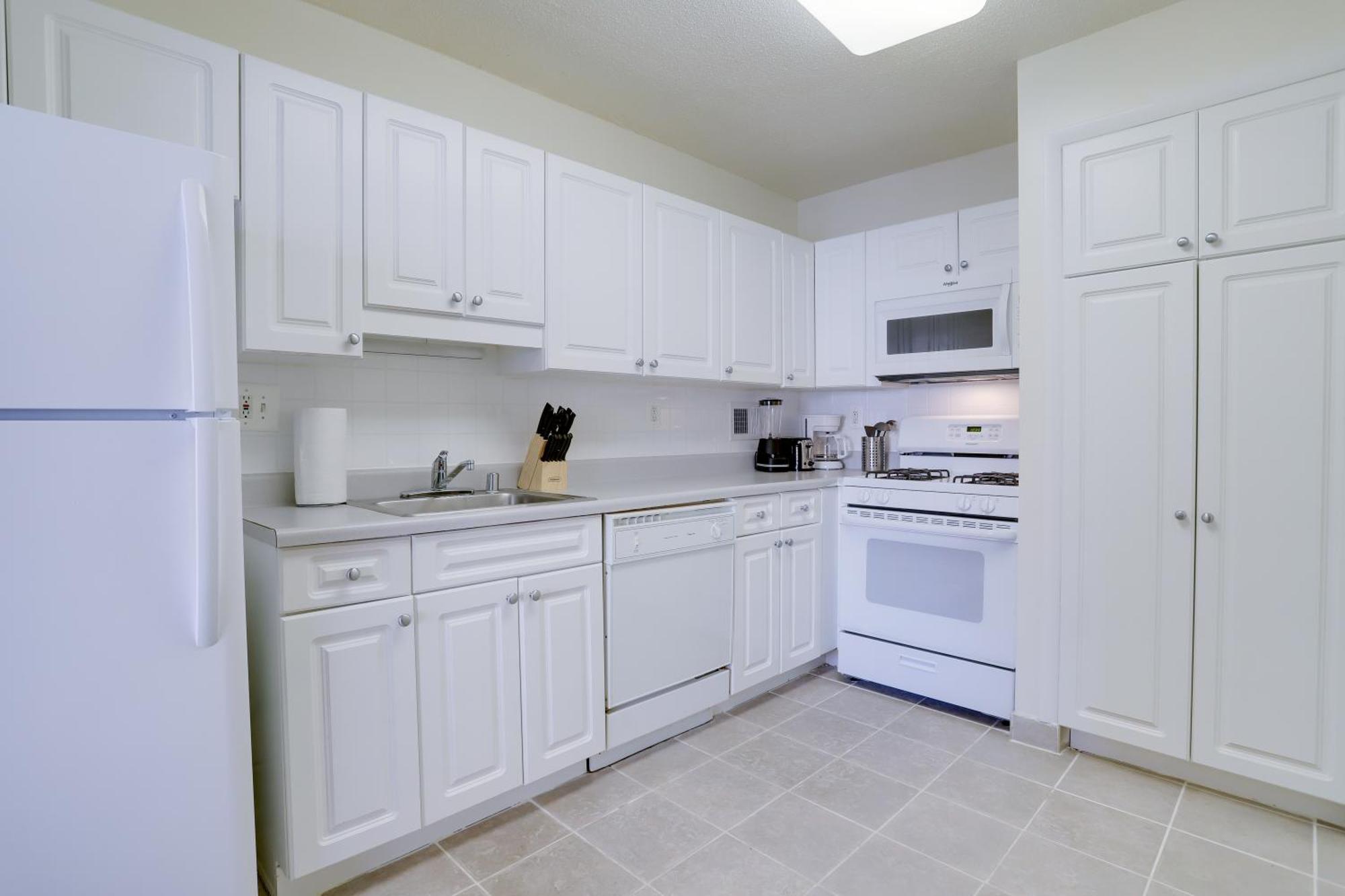 Beautiful 2Br Apartment At Crystal City With Gym Arlington Eksteriør billede