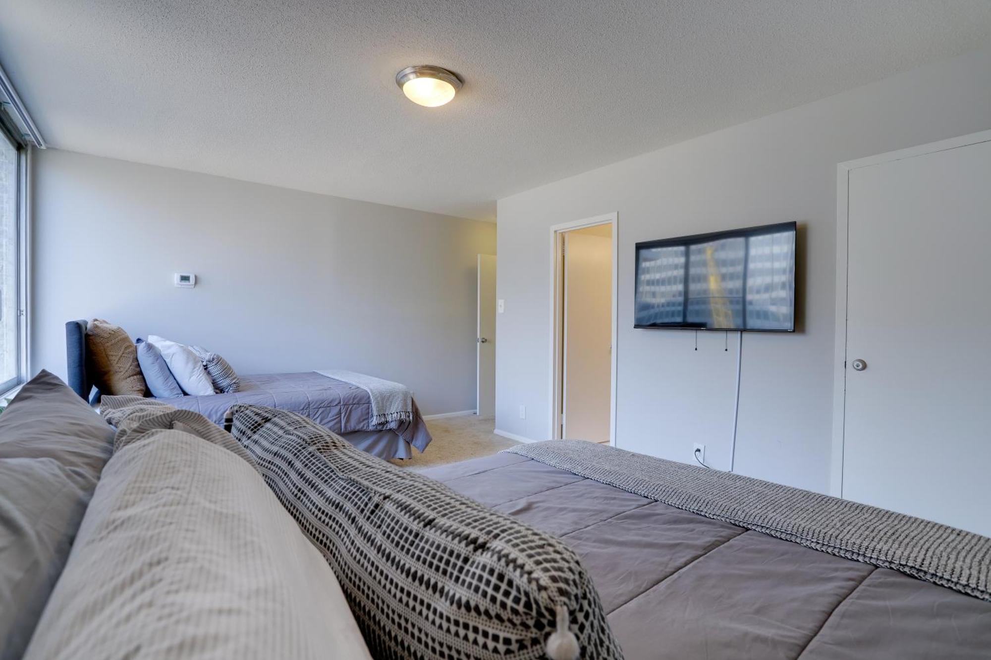 Beautiful 2Br Apartment At Crystal City With Gym Arlington Eksteriør billede